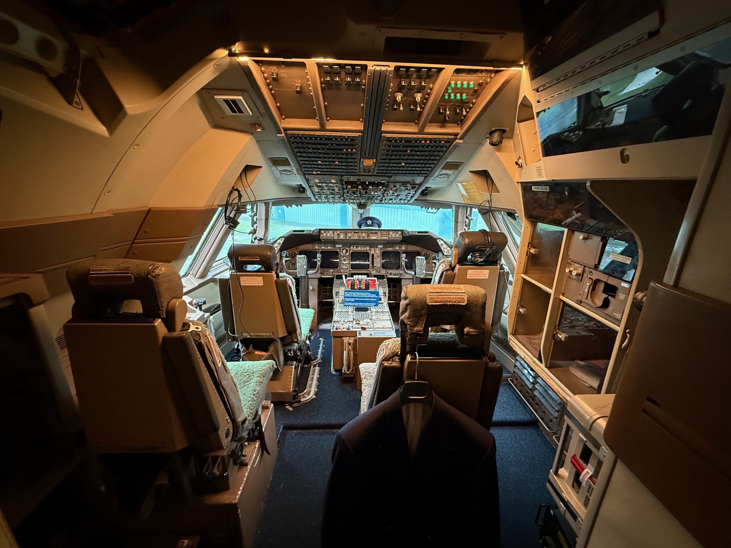 Negus 747 airplane cockpit tours Cotswold Airport